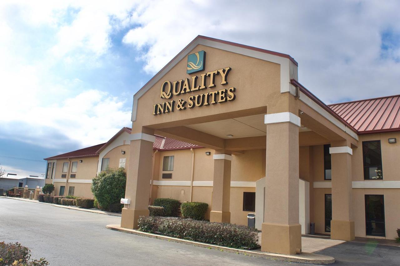 Quality Inn & Suites Pine Bluff Exteriér fotografie