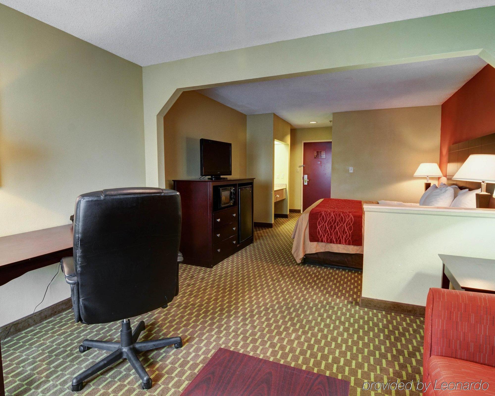 Quality Inn & Suites Pine Bluff Exteriér fotografie